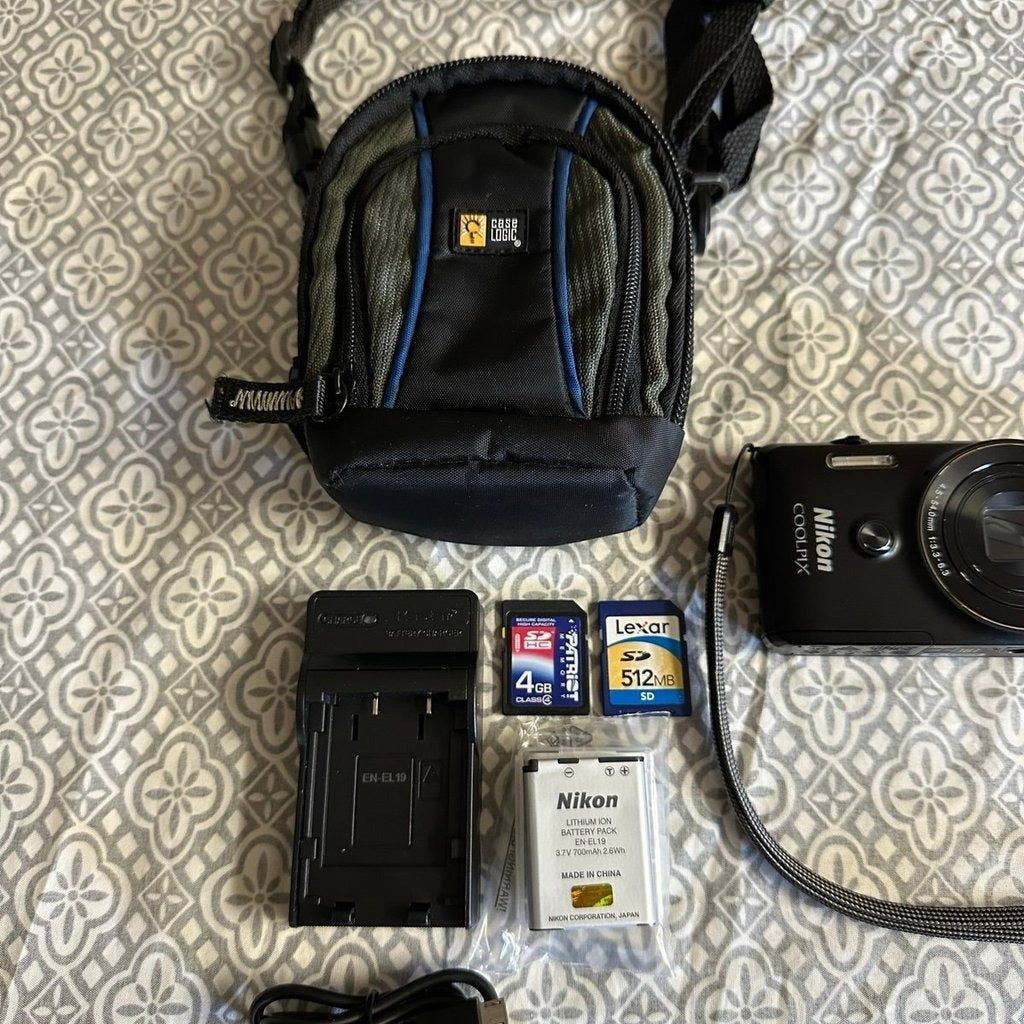 Nikon COOLPIX S6900 16MP Compact Digital Camera (Black) with Flip Screen and Wi-Fi 🍥 🎀📷