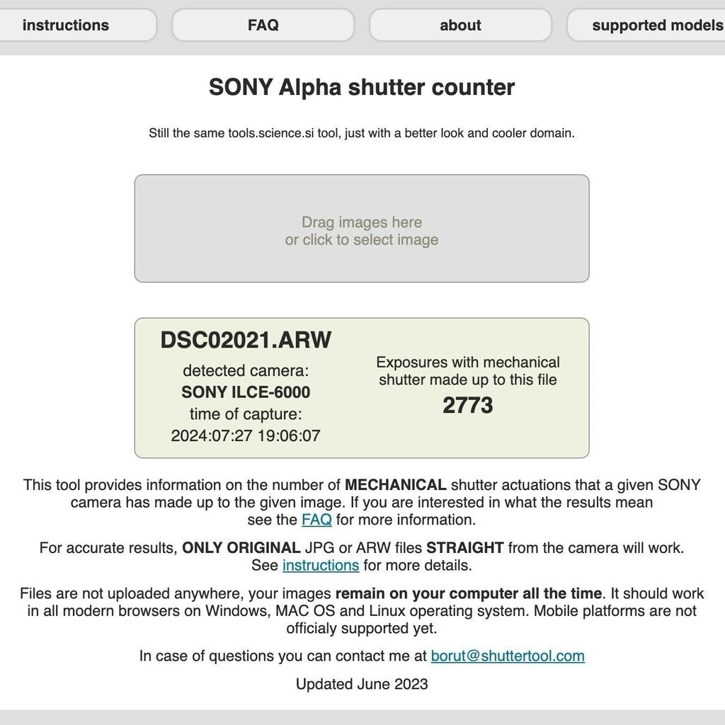 Nikon COOLPIX S6900 16MP Compact Digital Camera (Black) with Flip Screen and Wi-Fi 🍥 🎀📷