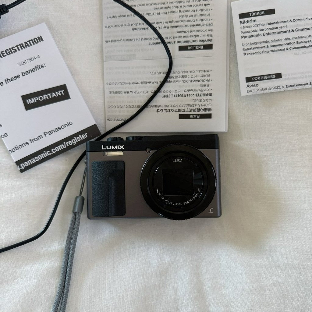 Panasonic Lumix DC-ZS70 4K Digital Camera (Silver) 📷