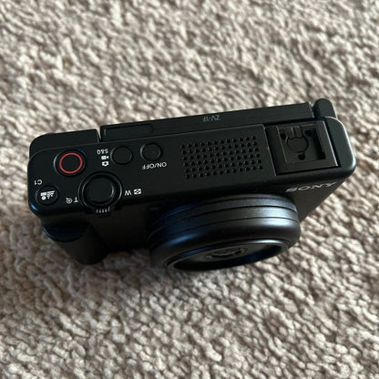 Nikon COOLPIX S6900 16MP Compact Digital Camera (Black) with Flip Screen and Wi-Fi 🍥 🎀📷