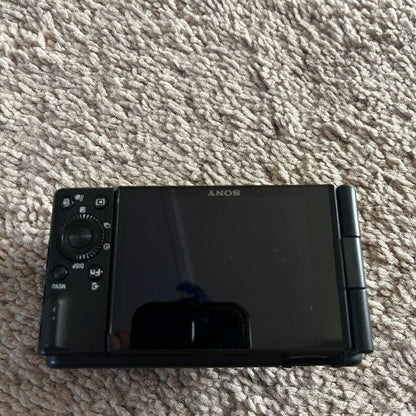 Nikon COOLPIX S6900 16MP Compact Digital Camera (Black) with Flip Screen and Wi-Fi 🍥 🎀📷