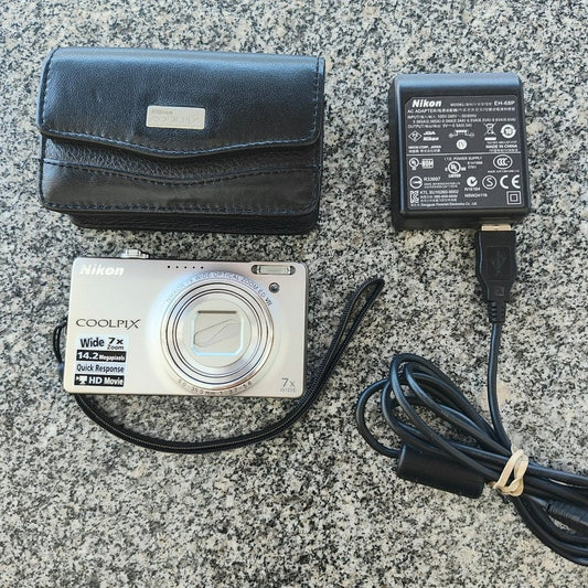 Nikon COOLPIX S6900 16MP Compact Digital Camera (Black) with Flip Screen and Wi-Fi 🍥 🎀📷