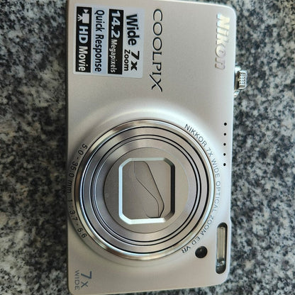 Nikon COOLPIX S6900 16MP Compact Digital Camera (Black) with Flip Screen and Wi-Fi 🍥 🎀📷
