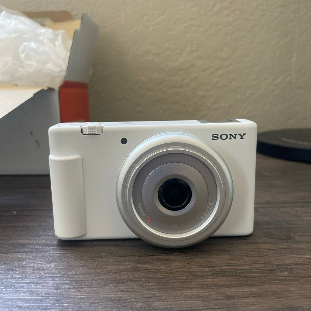 Used Sony ZV-1F Digital Camera (White) - Like New 🍥🎀📷