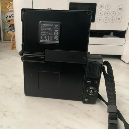 Nikon COOLPIX S6900 16MP Compact Digital Camera (Black) with Flip Screen and Wi-Fi 🍥 🎀📷