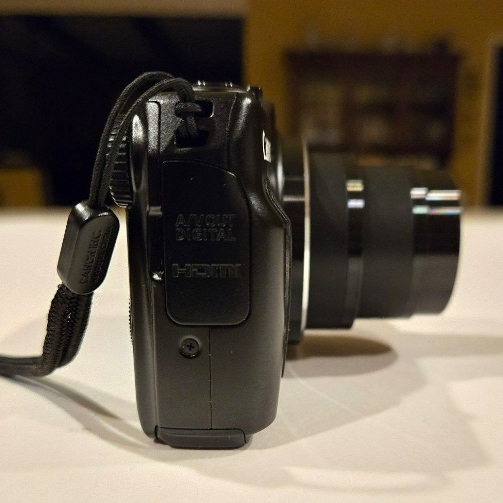 Nikon COOLPIX S6900 16MP Compact Digital Camera (Black) with Flip Screen and Wi-Fi 🍥 🎀📷