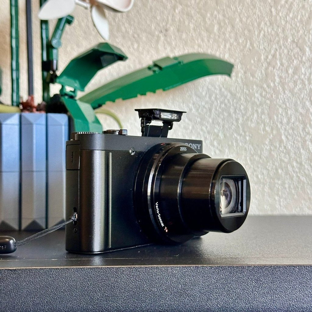 Sony Cyber-shot DSC-WX500 Digital Camera (Black) - Compact 18.2MP with 30X Optical Zoom 📷