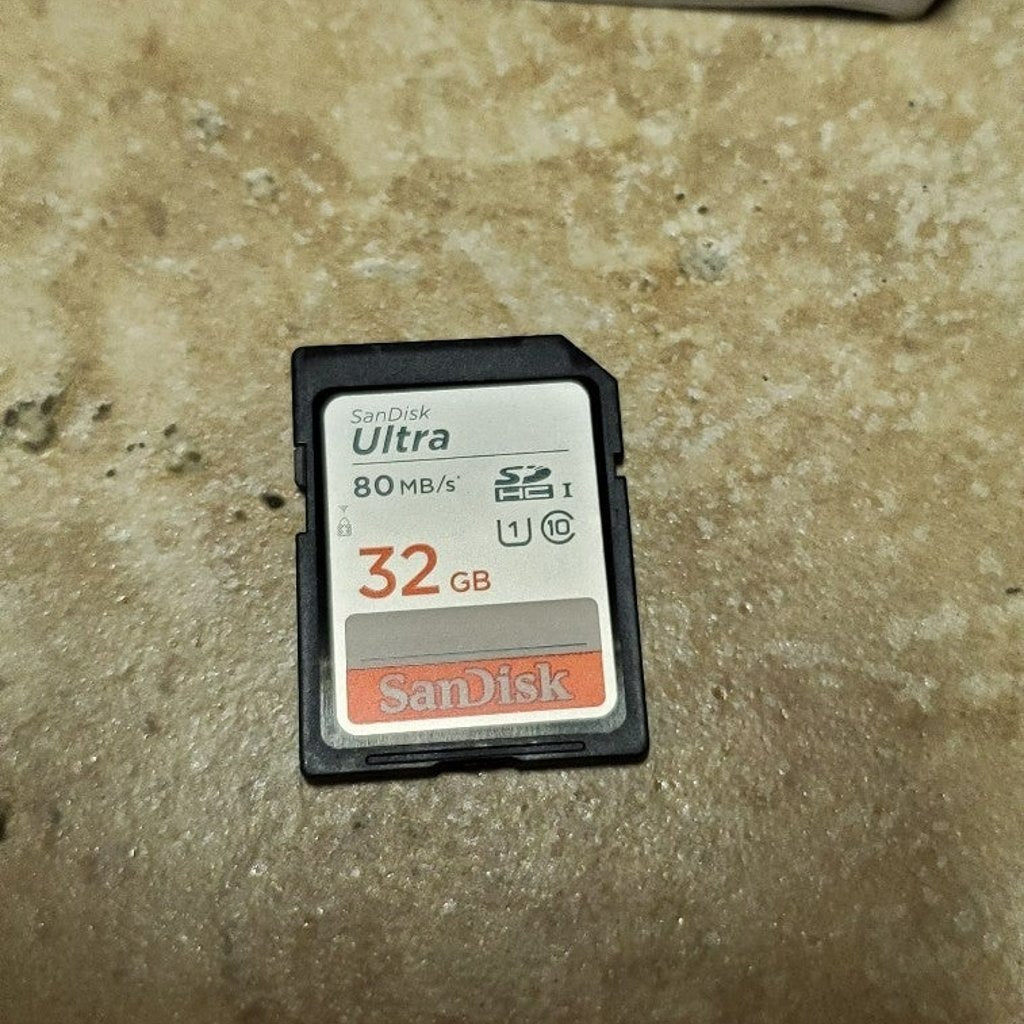 Used Canon G7X Mark II with Tripod 🍇₊˚💜