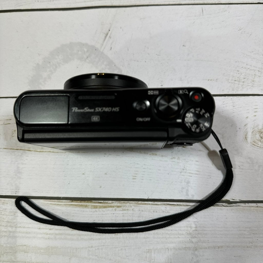 Used Canon PowerShot SX740 HS | 20.3MP 📸💜
