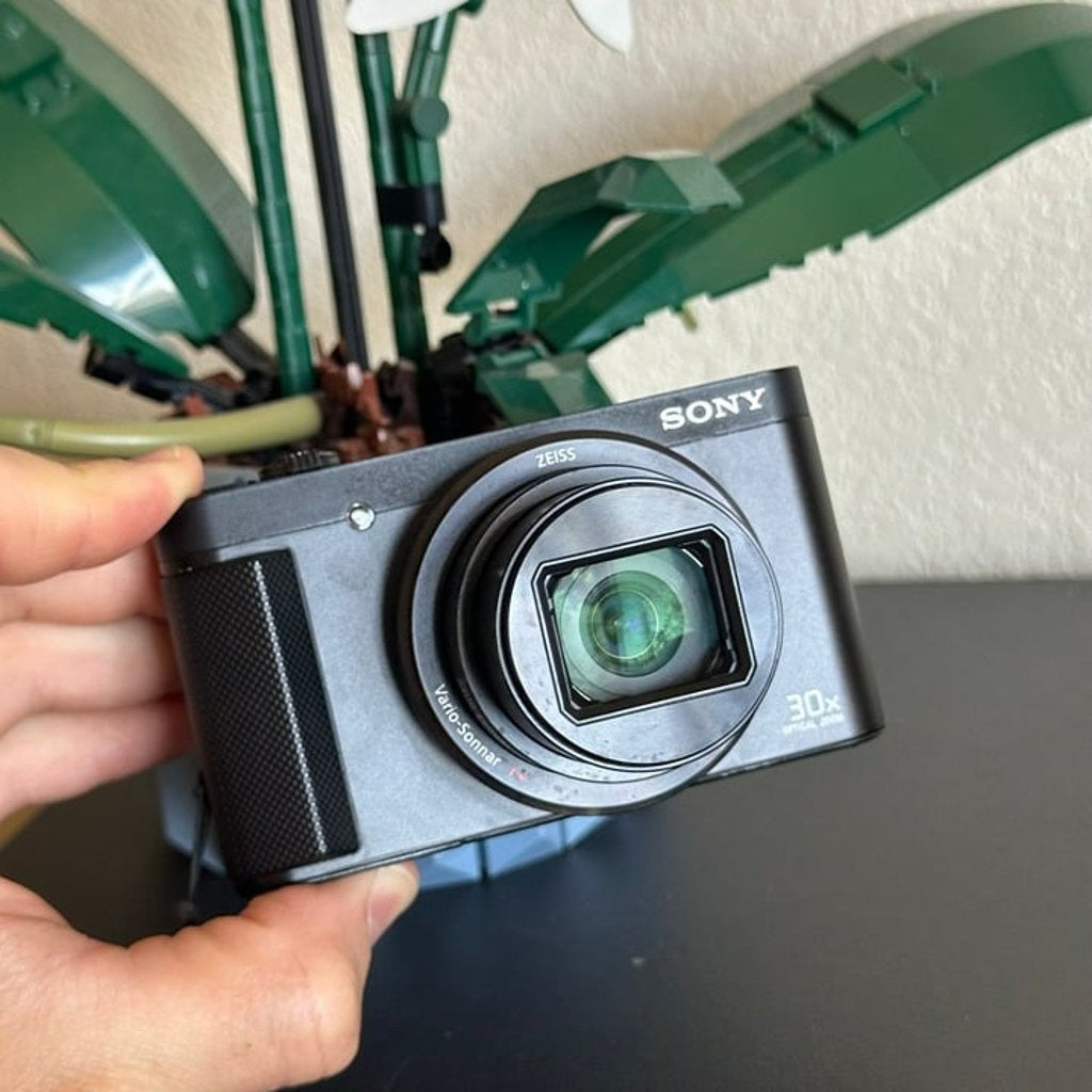 Used Sony Cyber-shot DSC-HX80 | 18.2MP - Black 📸✨