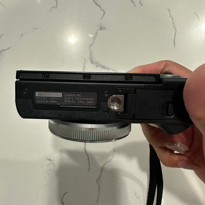 Used Canon PowerShot G7X Mark III - 20.1MP Point & Shoot Digital Camera (Silver) 🍥🎀📷