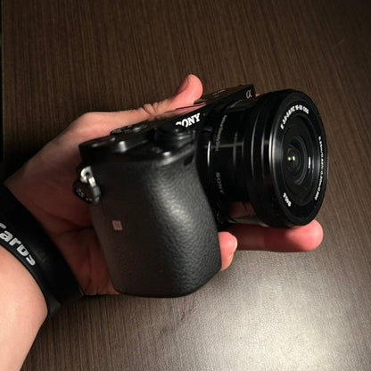 Used Sony Alpha a6000 Mirrorless Camera with 16-50mm Retractable Lens 🍥🎀📷