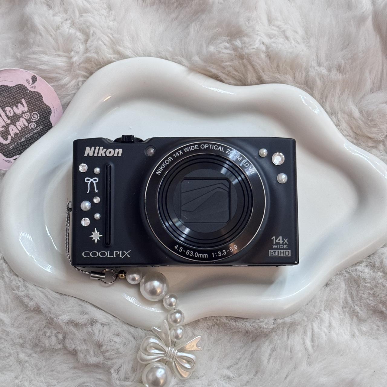 Used Nikon Coolpix s8200 digital camera | 16.1MP