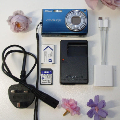 Used Blue Nikon Coolpix  S550 Digital Camera